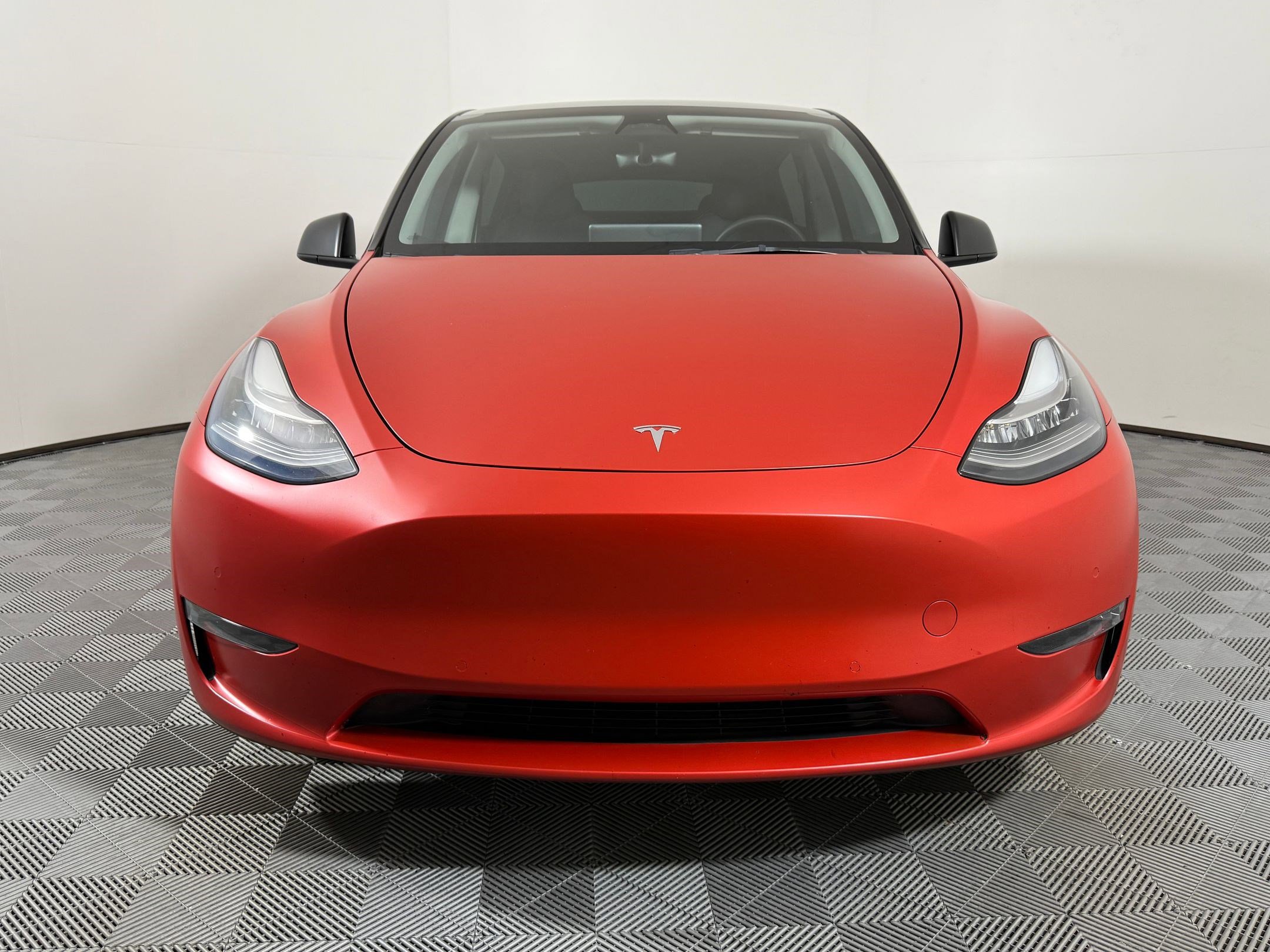 Used 2022 Tesla Model Y Long Range image 7