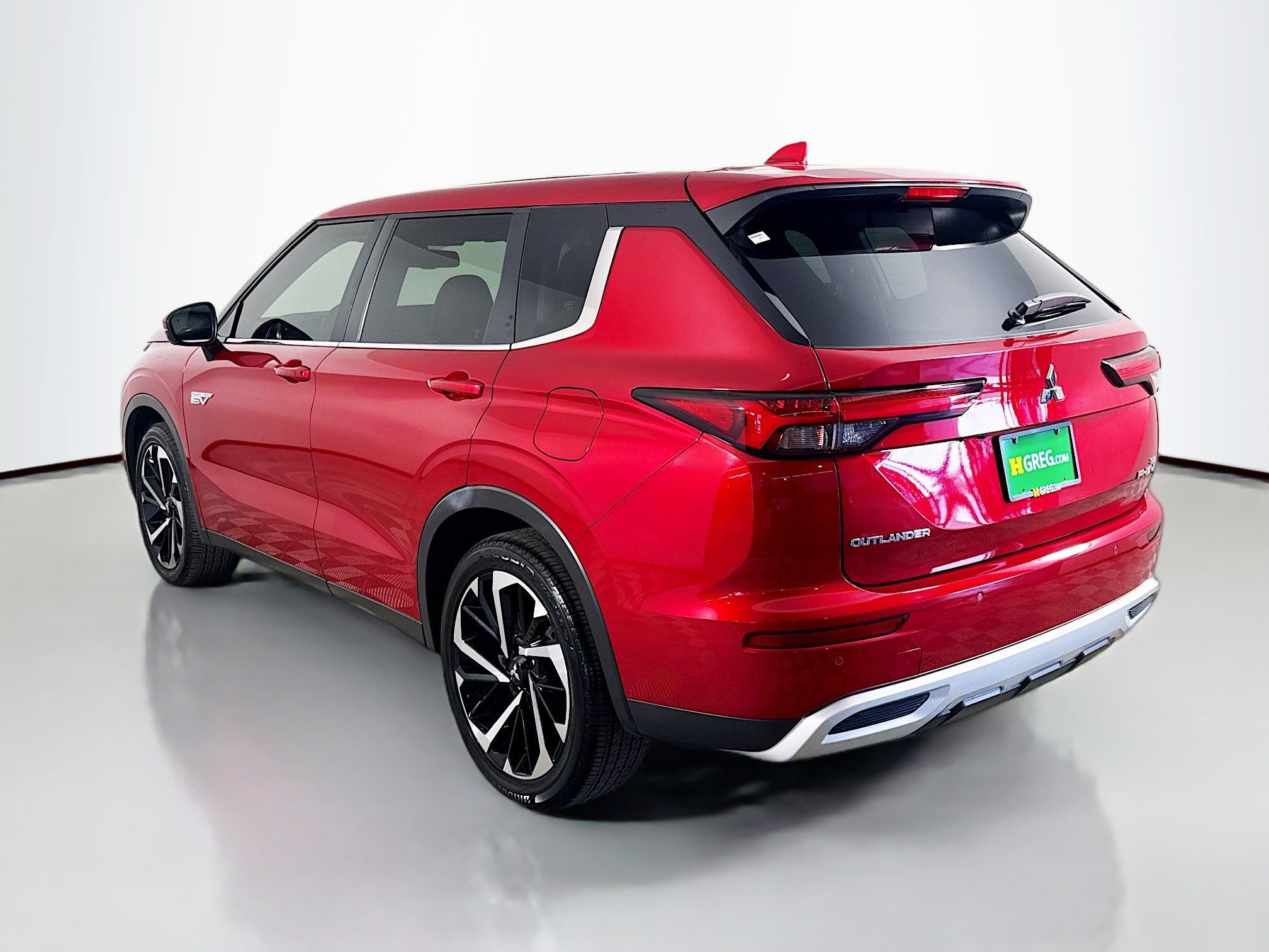 Used 2024 Mitsubishi Outlander SE image 7