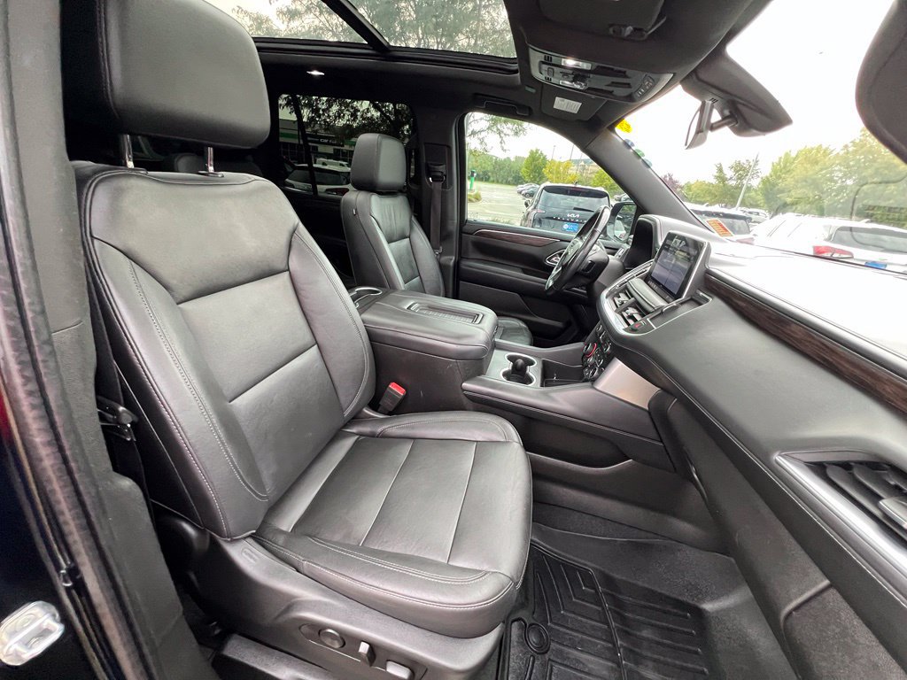 Used 2021 Chevrolet Tahoe Z71 w/ Z71 Signature Package AWD/4WD image 32