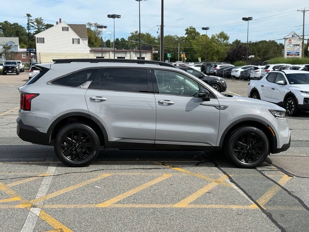 Used 2022 Kia Sorento S w/ Panoramic Sunroof Package AWD/4WD image 7