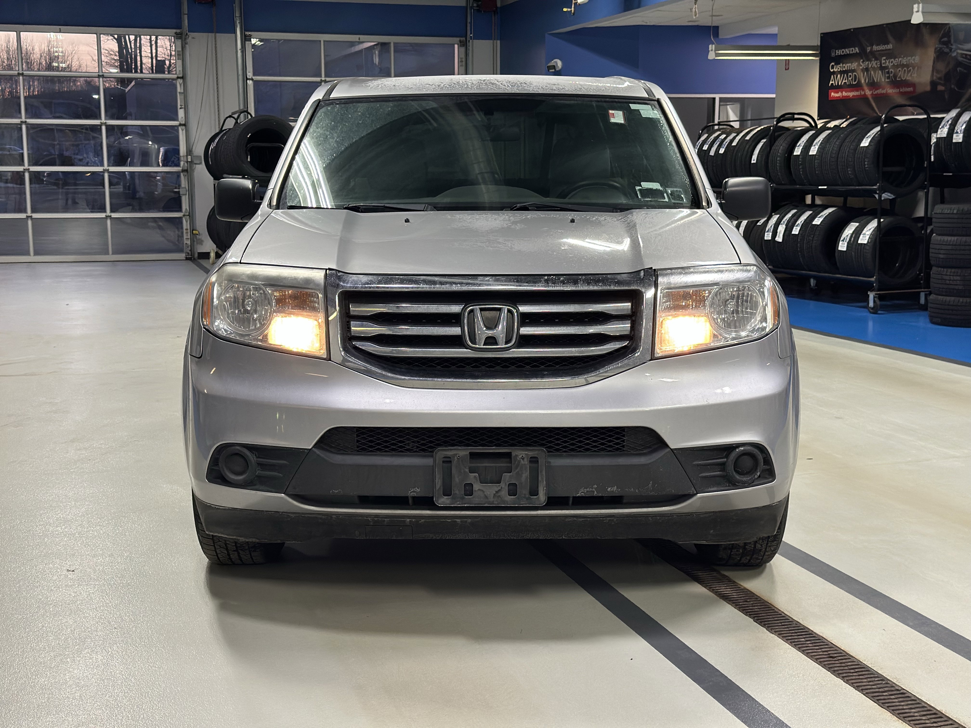 Used 2015 Honda Pilot LX image 2