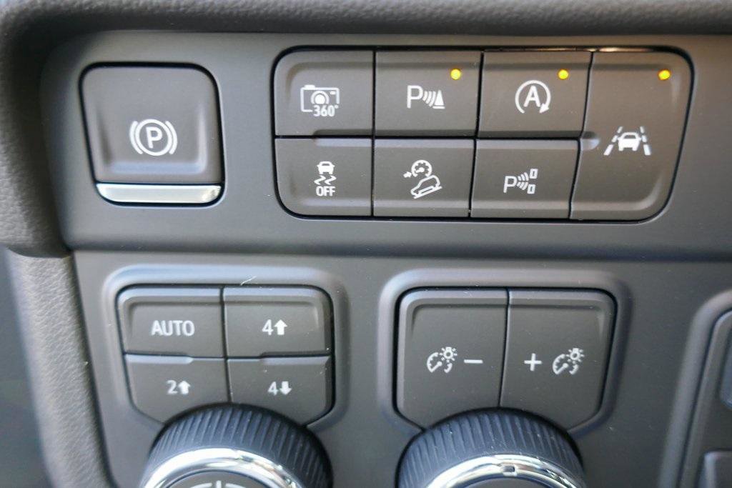 New 2026 Chevrolet Tahoe Premier image 14