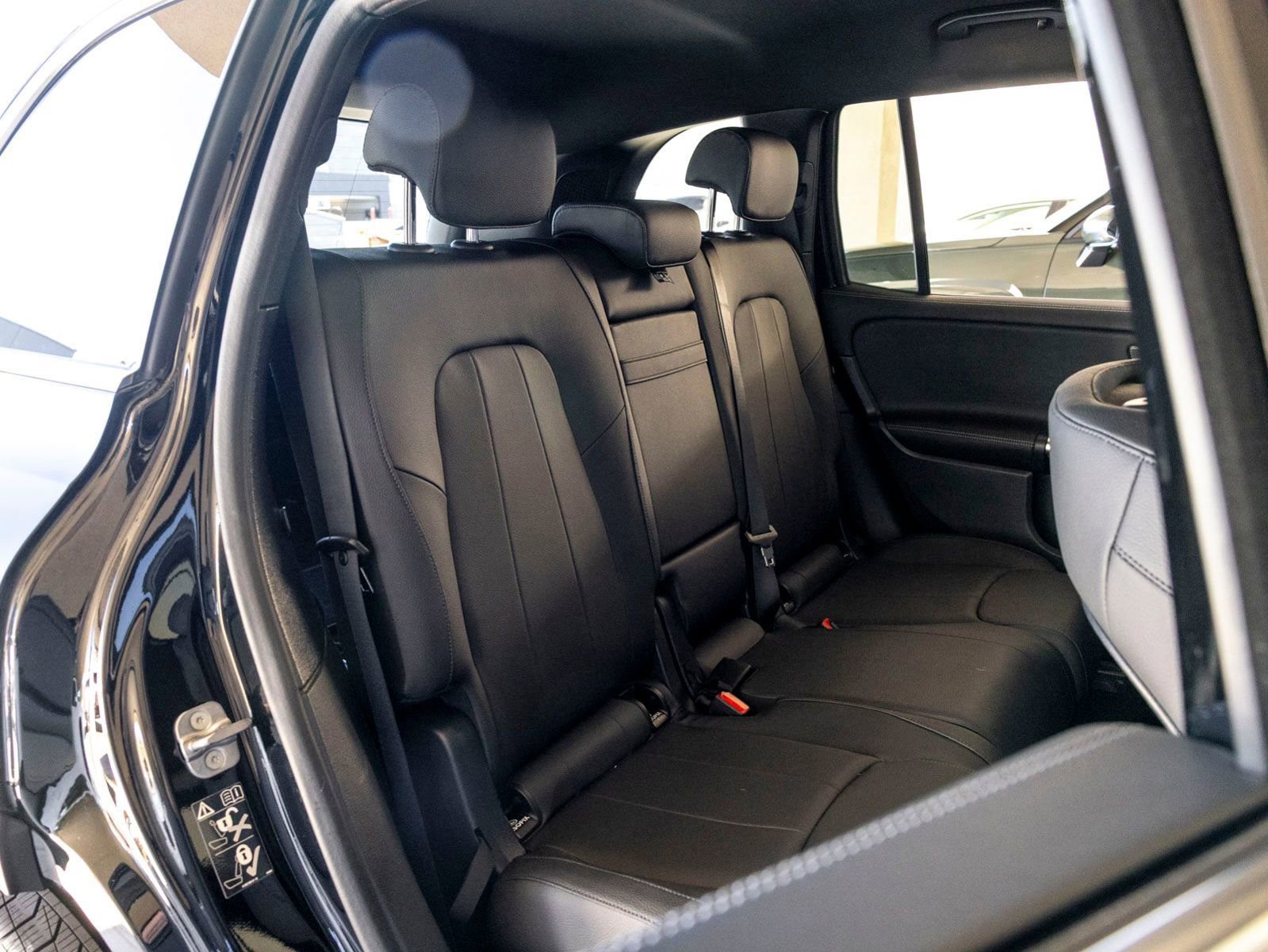 Used 2025 Mercedes-Benz GLB 250 image 25