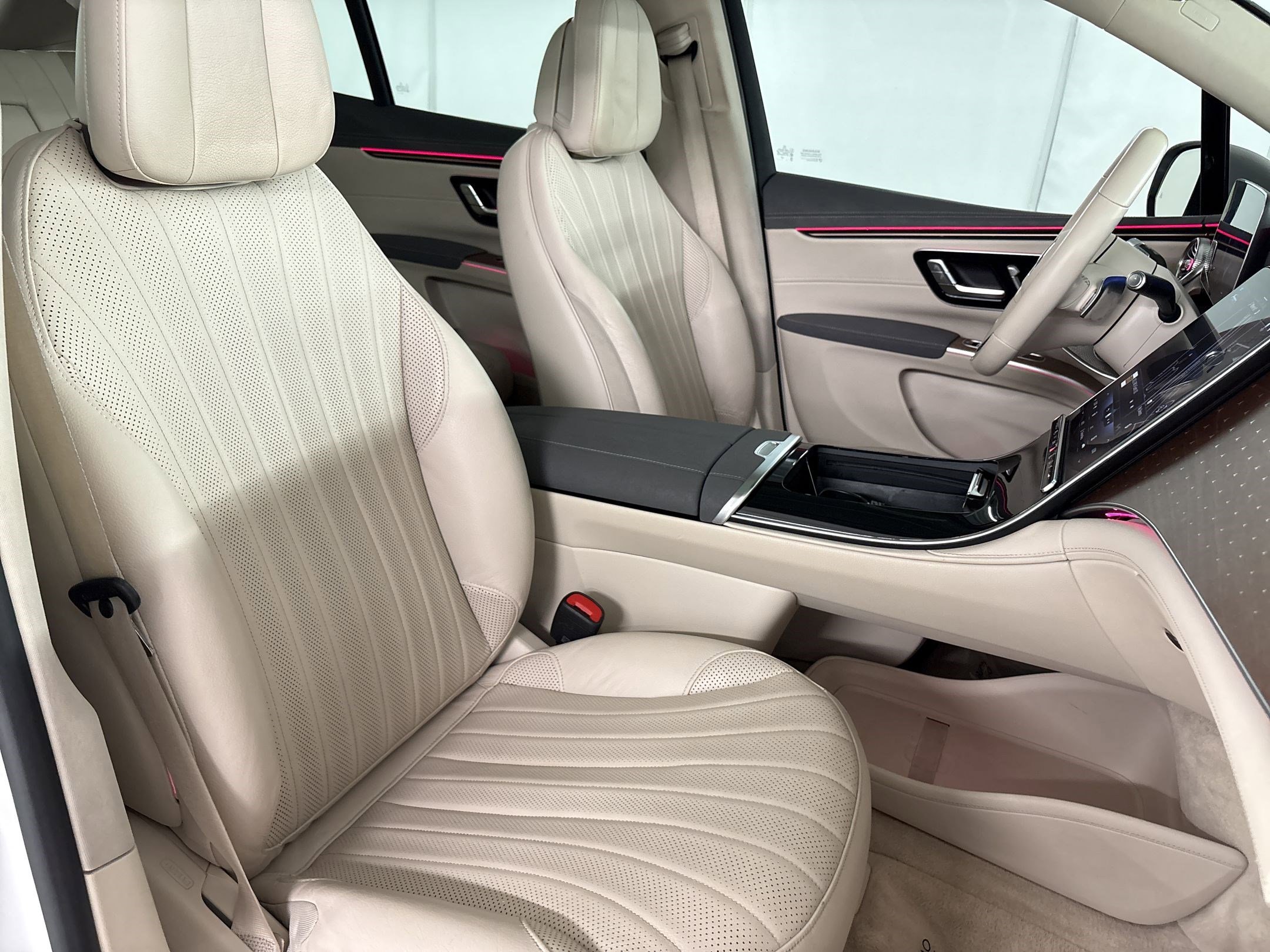 Used 2023 Mercedes-Benz EQS 450+ SUV image 31