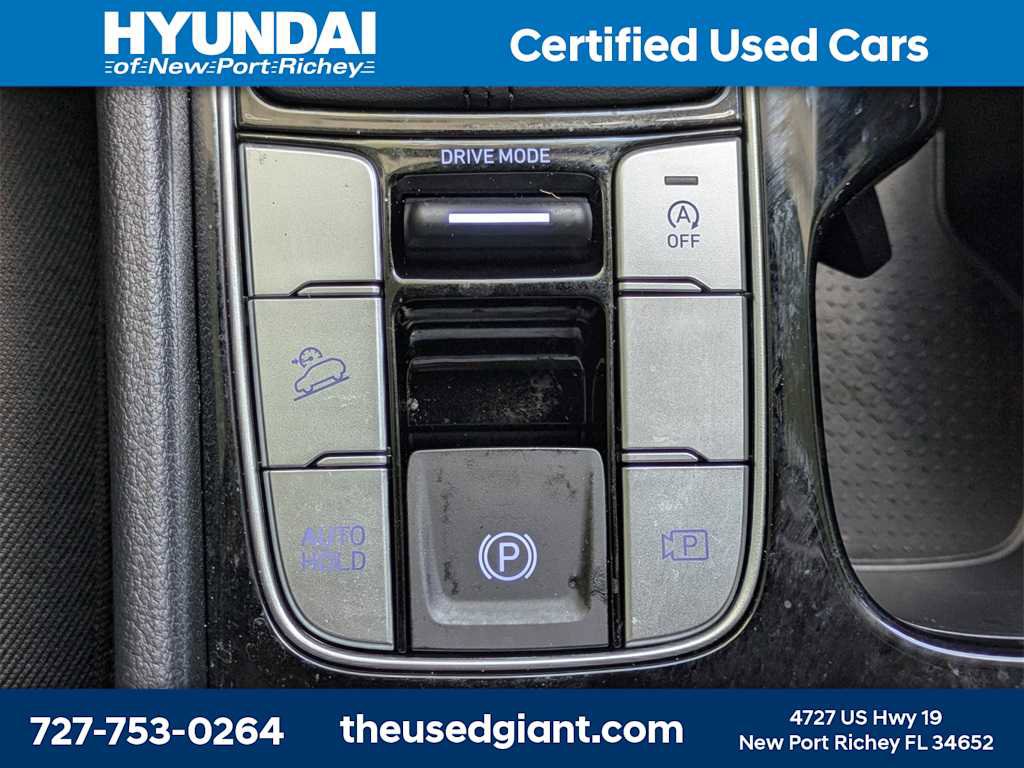 Used 2025 Hyundai Tucson SE image 24