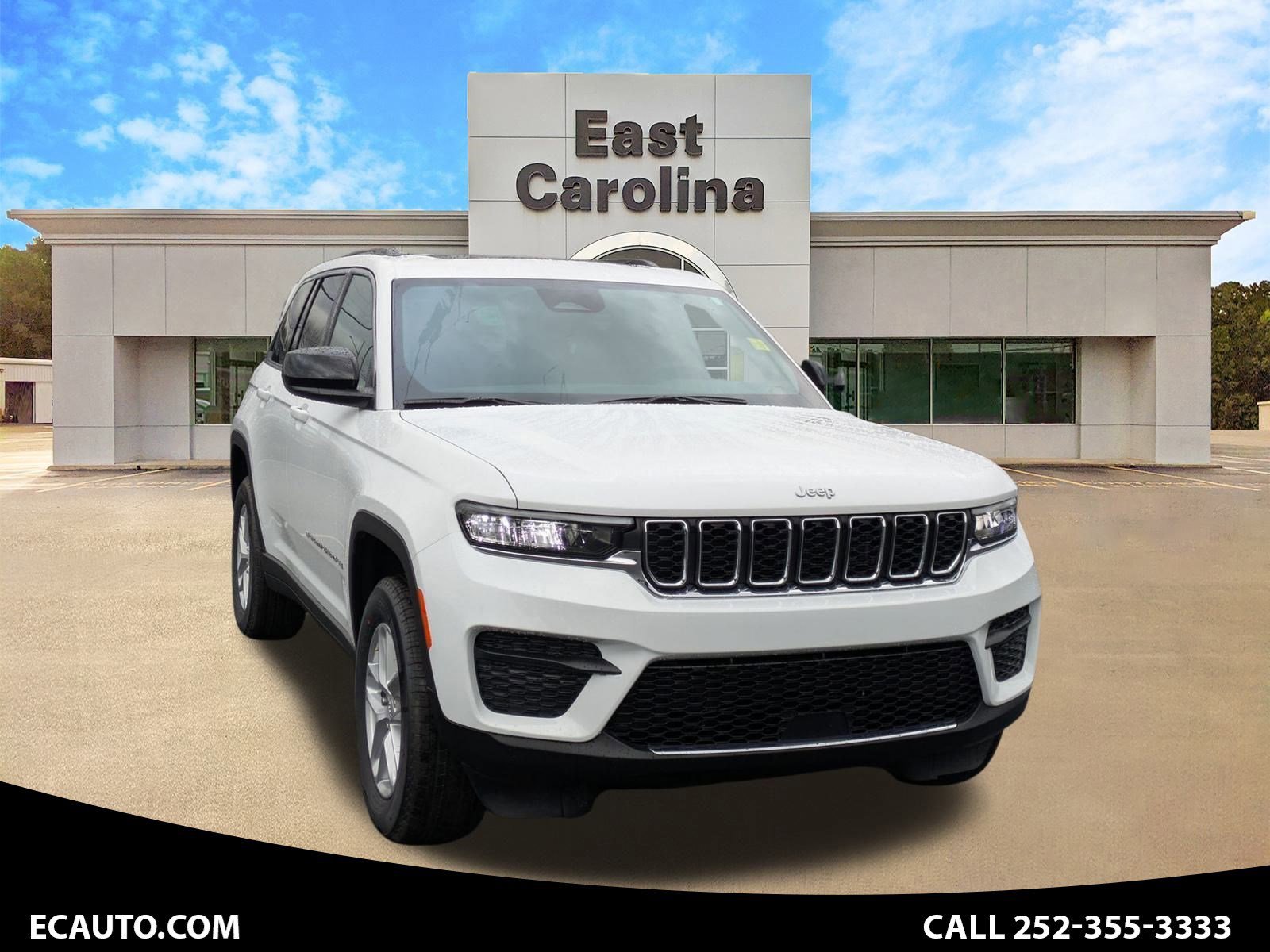 New 2026 Jeep Grand Cherokee Laredo X AWD/4WD image 1