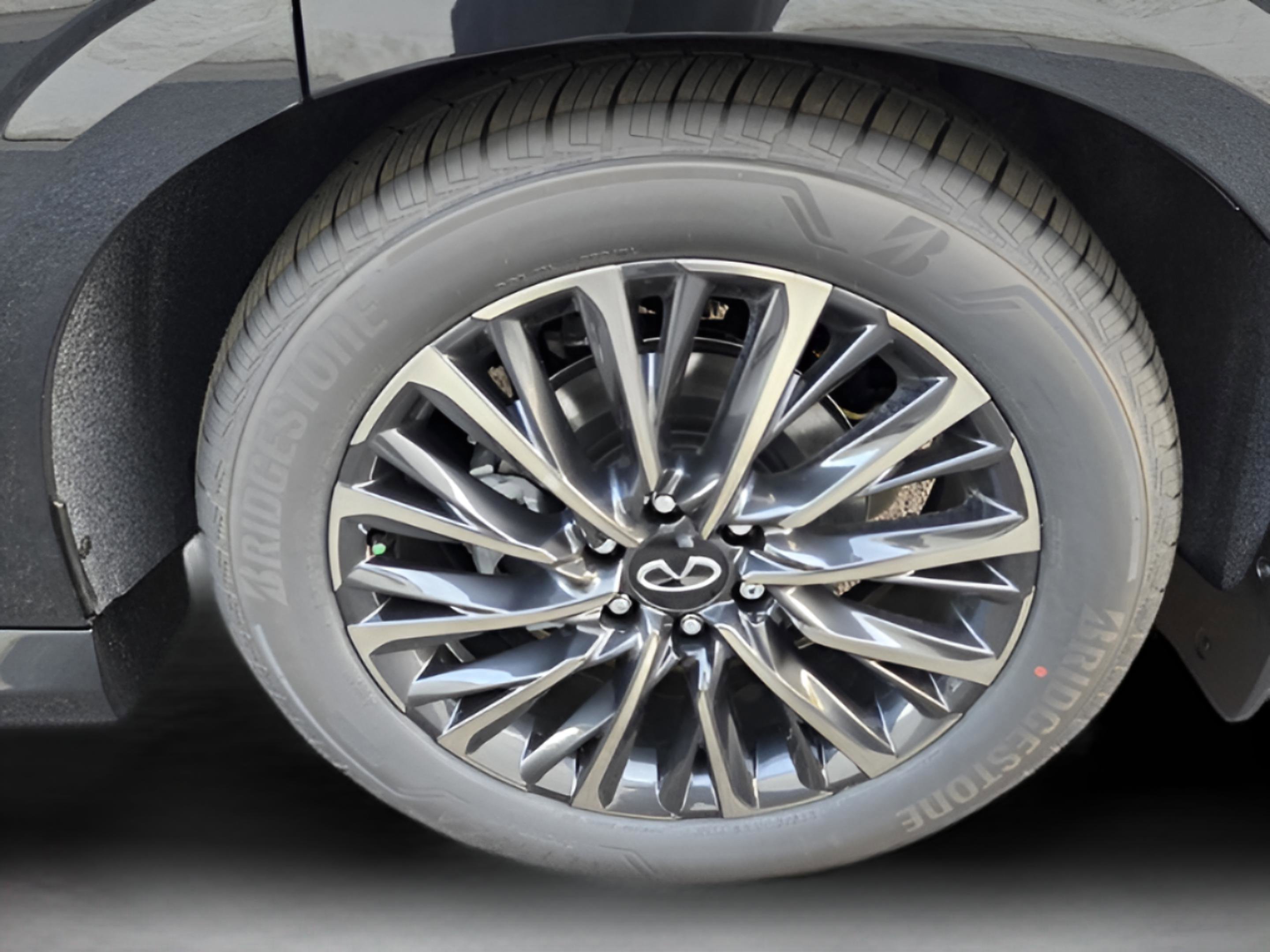 New 2026 INFINITI QX80 Autograph w/ Premium Cargo Package AWD/4WD image 33