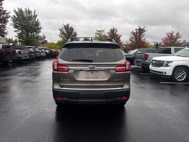 Used 2021 Subaru Ascent Premium w/ Sport Package AWD/4WD image 6