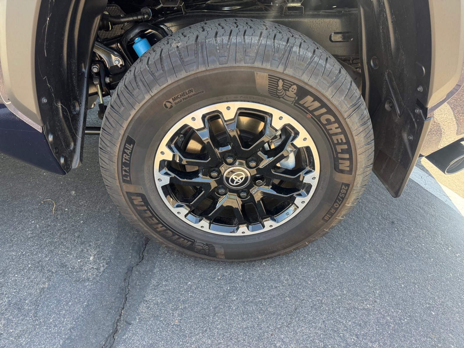 Certified 2026 Toyota Tundra SR5 w/ TRD Off-Road Package AWD/4WD image 26