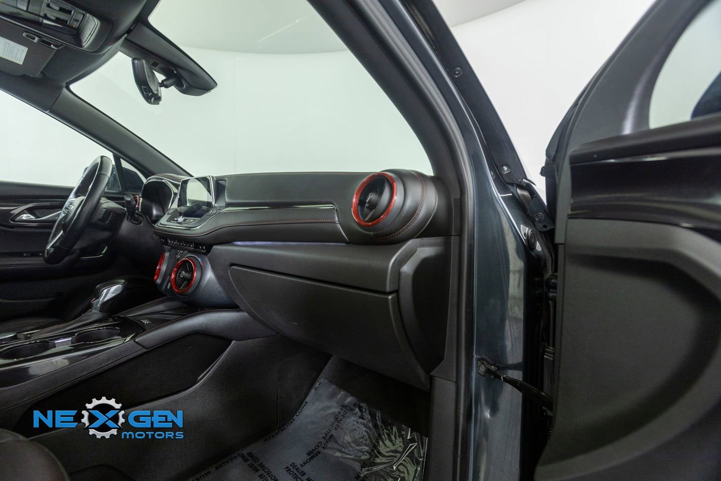 Used 2019 Chevrolet Blazer RS AWD/4WD image 36