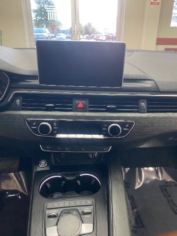 Used 2018 Audi A4 2.0T Ultra Premium Plus image 27