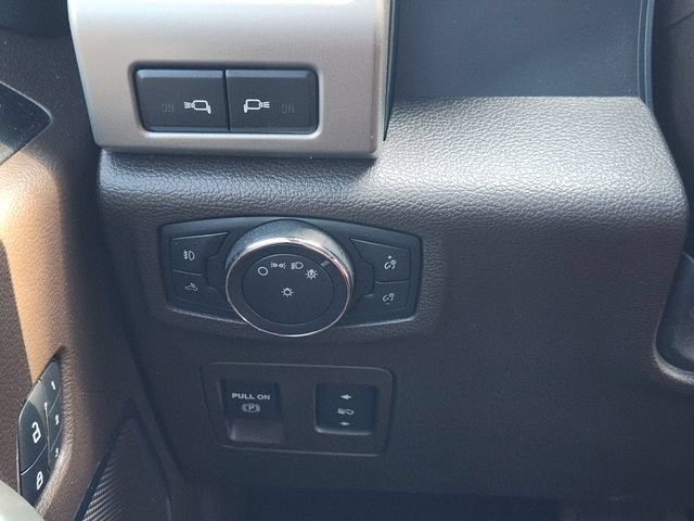 Used 2018 Ford F150 King Ranch w/ Equipment Group 601A Luxury AWD/4WD image 22