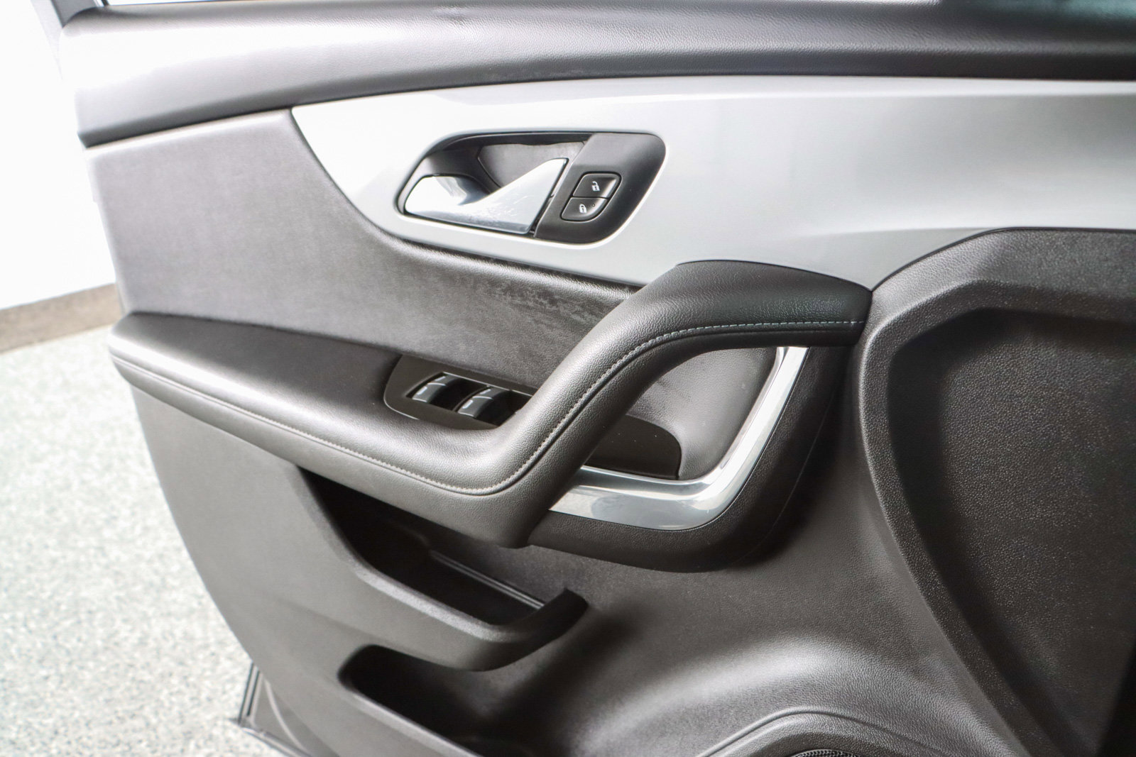 Used 2020 Chevrolet Blazer LT w/ LPO, Cargo Package image 21