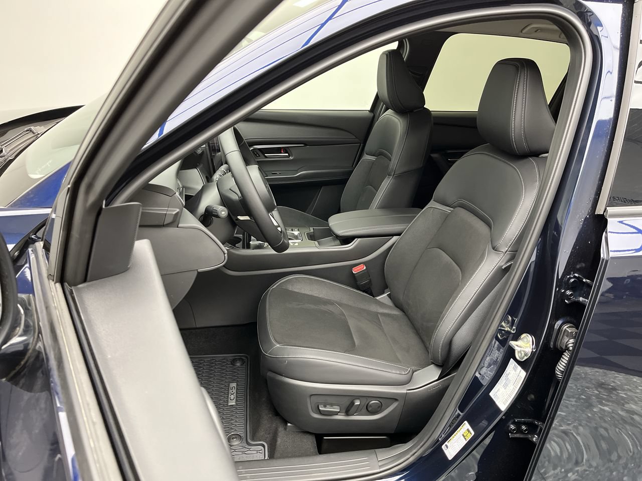 New 2026 MAZDA CX-5 Preferred AWD/4WD image 9