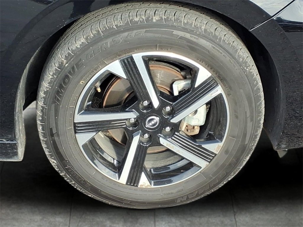 Used 2024 Nissan Sentra SV image 6