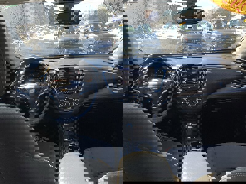 Used 2020 Chevrolet Malibu LS w/ Driver Confidence Package image 13