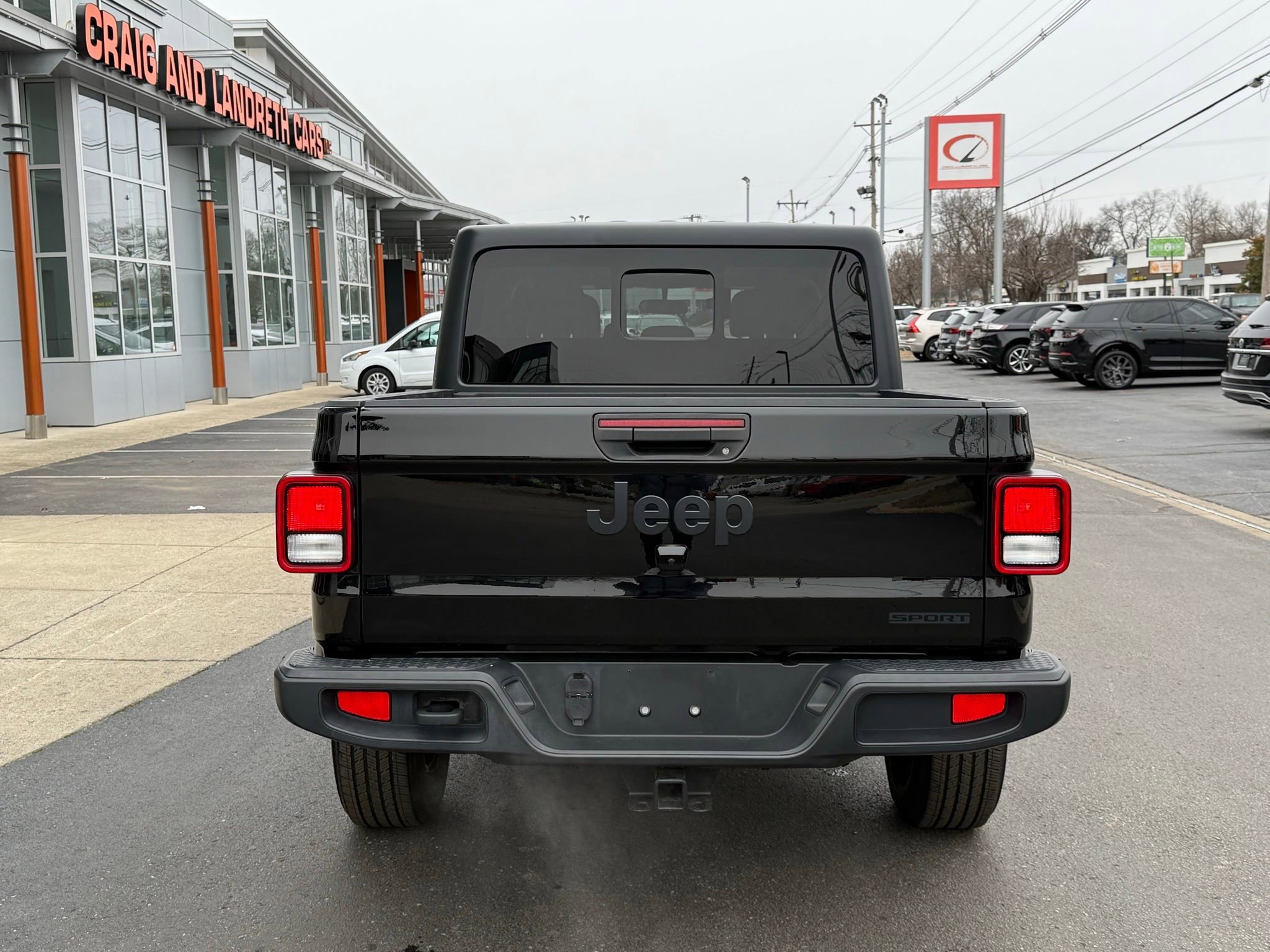 Used 2021 Jeep Gladiator Sport image 7