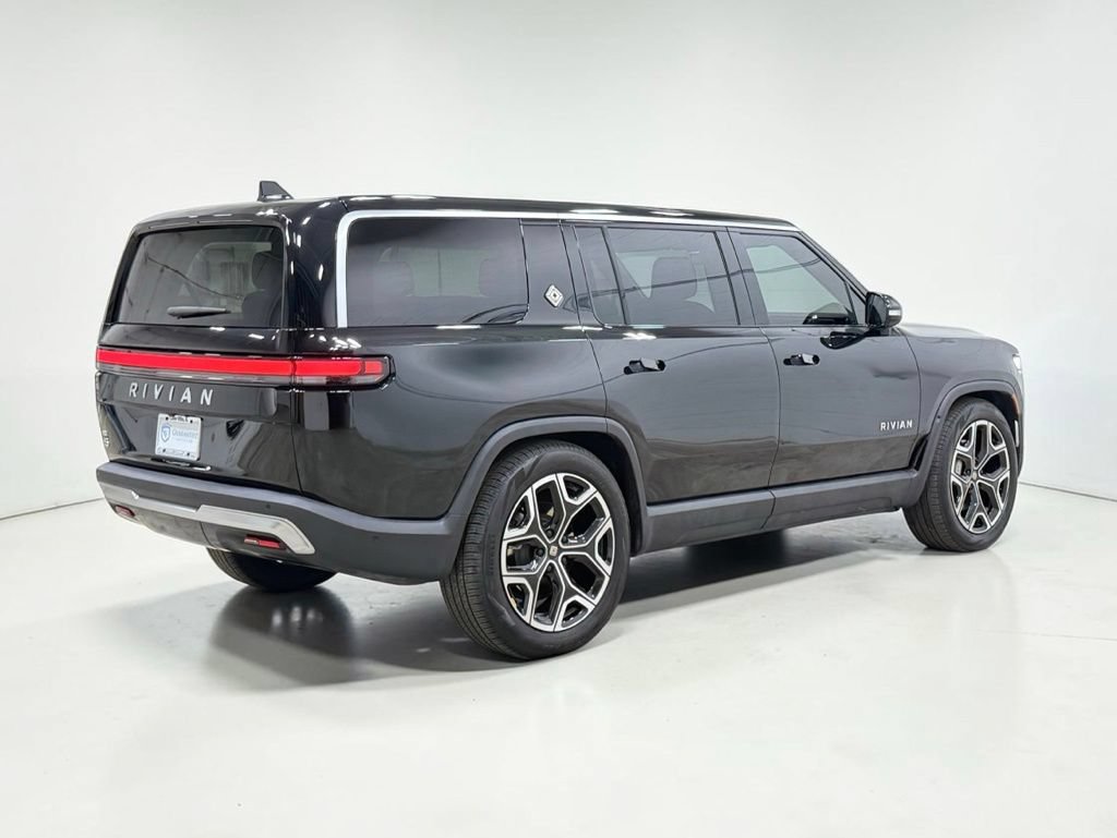 Used 2024 Rivian R1S Adventure Dual AWD/4WD image 15
