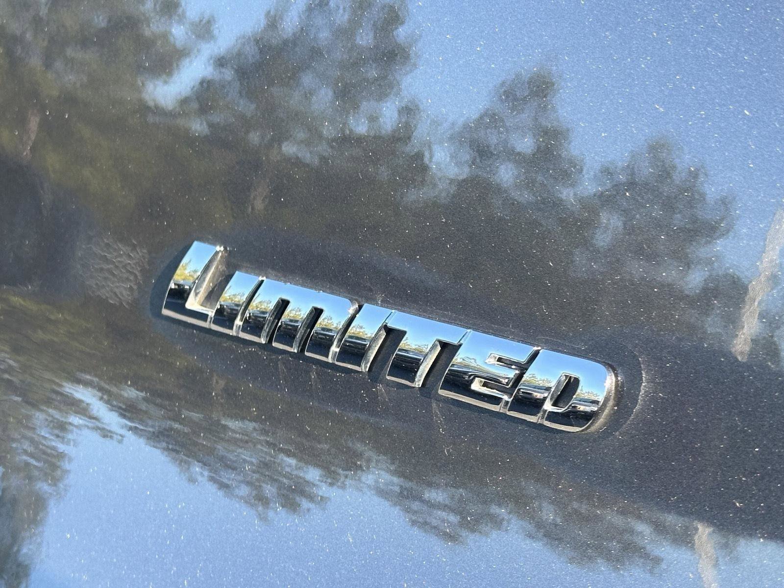 Used 2020 Toyota 4Runner Limited image 10