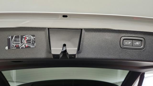 Certified 2026 Volvo XC90 B6 Ultra w/ Protection Package AWD/4WD image 46