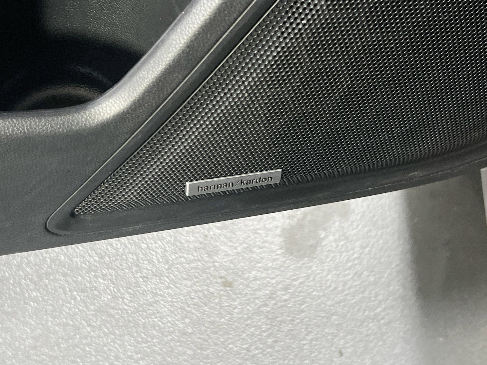 Used 2022 Subaru Outback Limited XT image 19