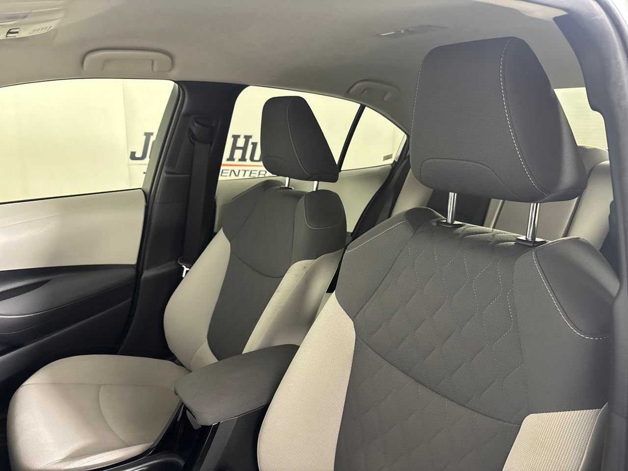 Used 2022 Toyota Corolla LE FWD image 11