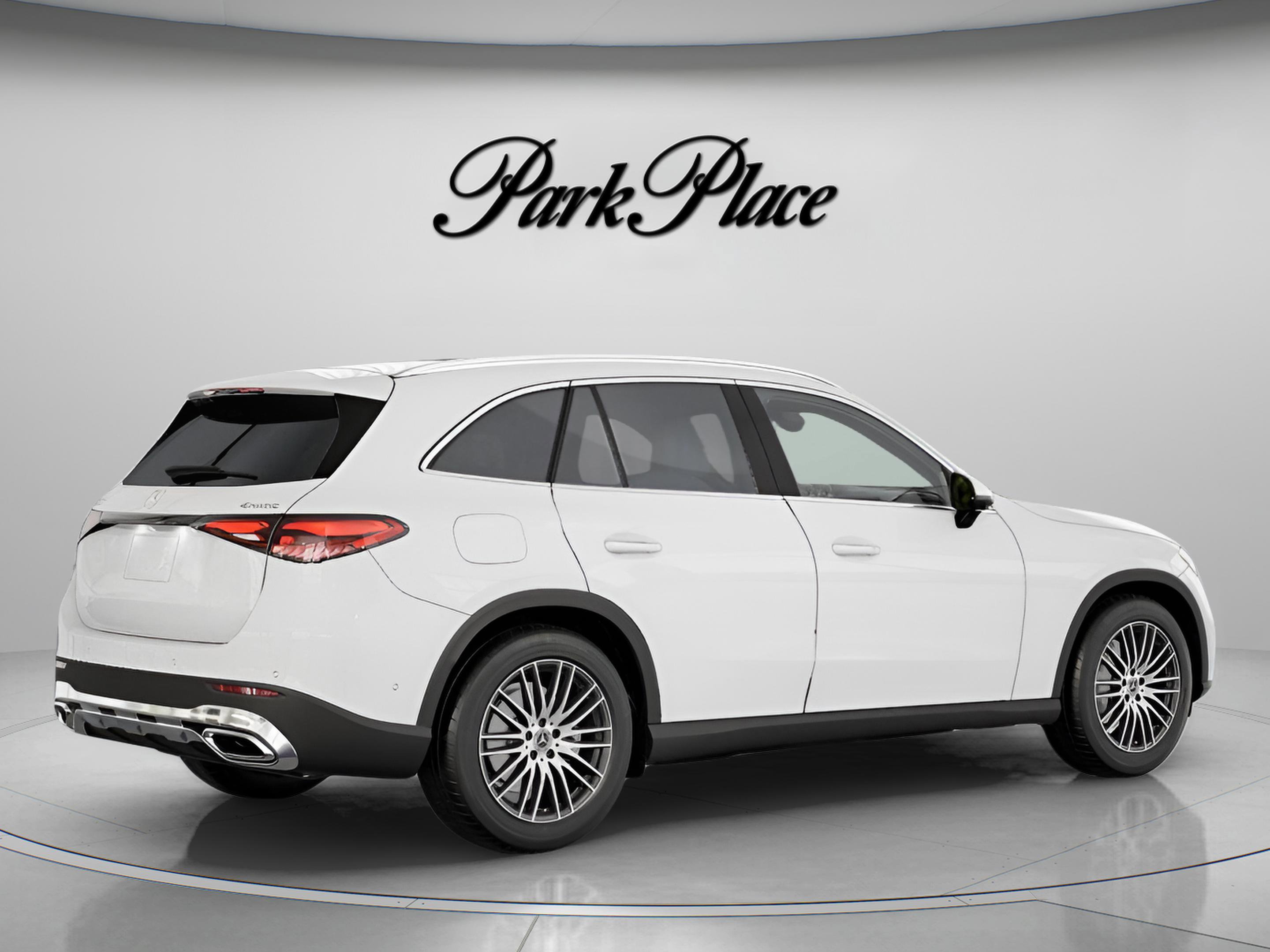 Used 2026 Mercedes-Benz GLC 300 image 22