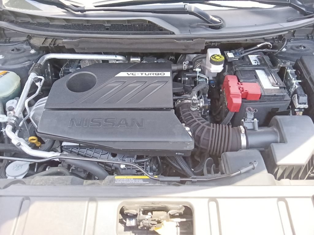 Used 2023 Nissan Rogue SL FWD image 35