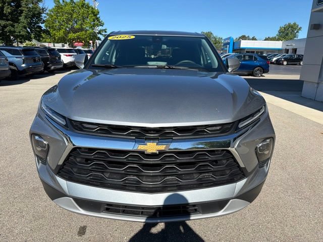 Used 2025 Chevrolet Blazer LT w/ Driver Confidence Package FWD image 8