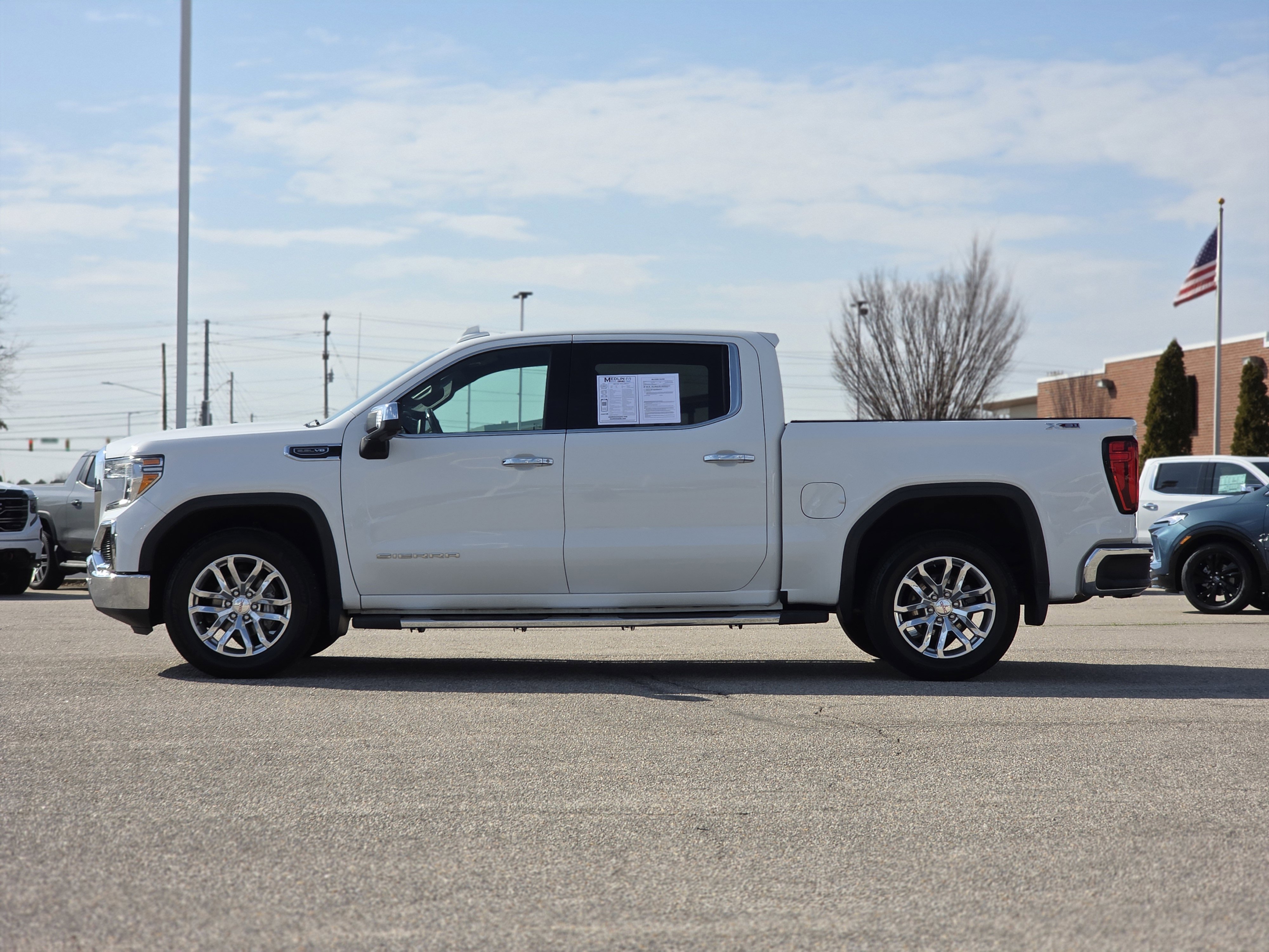 Used 2020 GMC Sierra 1500 SLT w/ SLT Premium Plus Package image 4