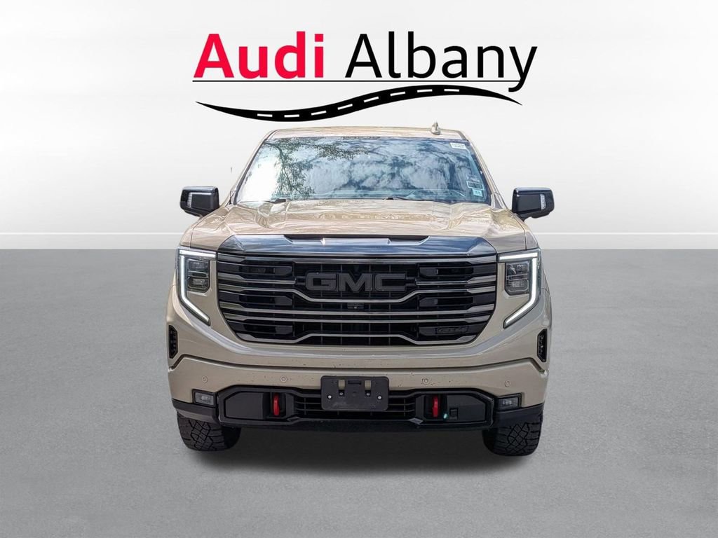 Used 2023 GMC Sierra 1500 AT4 w/ AT4 Premium Package AWD/4WD image 9