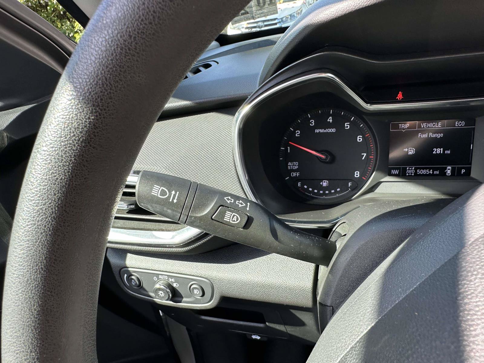 Used 2022 Chevrolet TrailBlazer LT AWD/4WD image 30