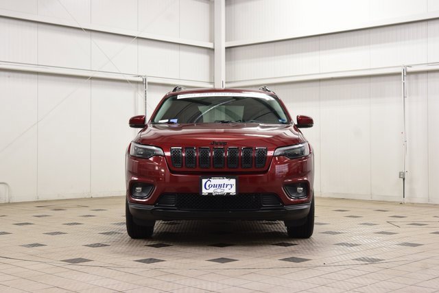 Used 2019 Jeep Cherokee Latitude Plus image 2