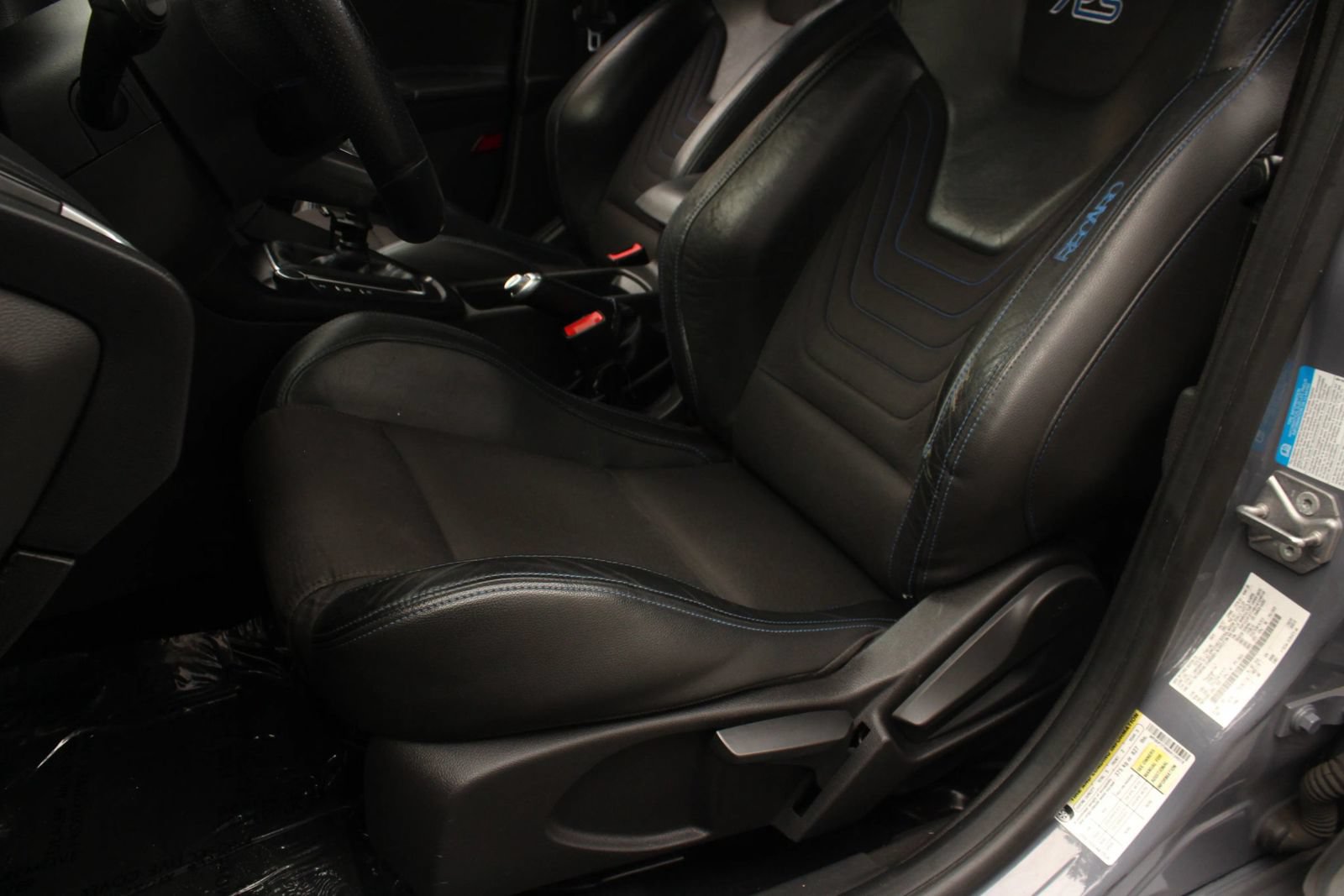 Used 2017 Ford Focus RS AWD/4WD image 17