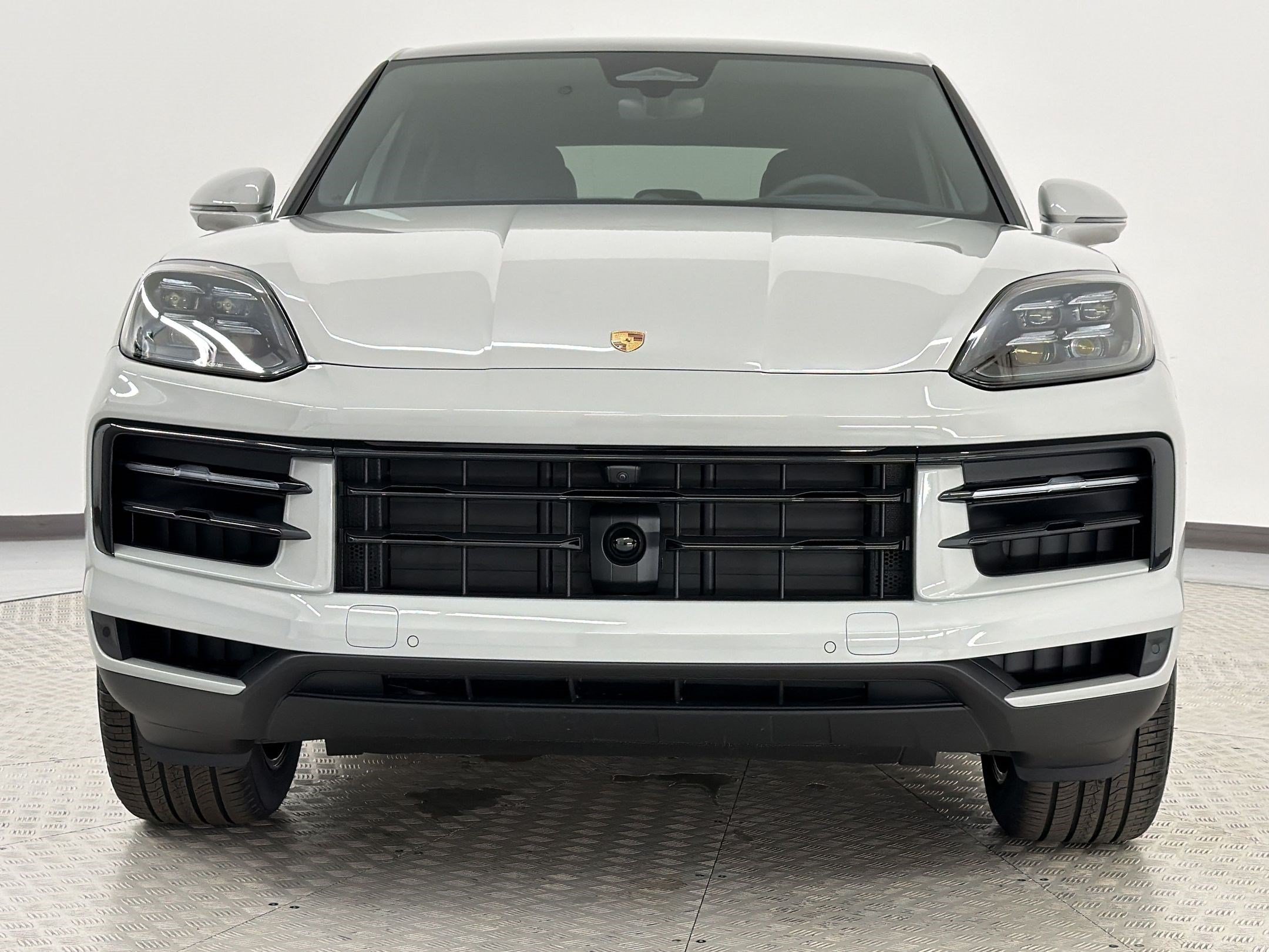New 2026 Porsche Cayenne Coupe AWD/4WD image 6