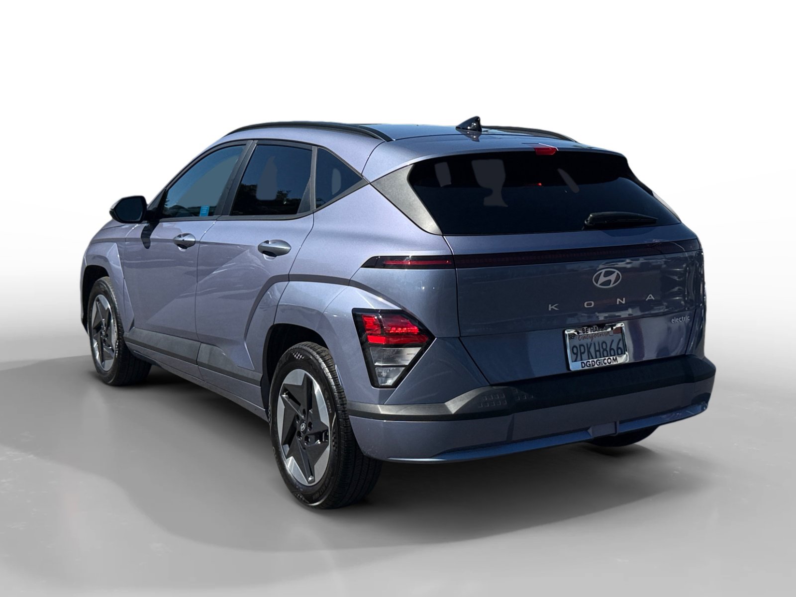 Certified 2025 Hyundai Kona SEL FWD image 3