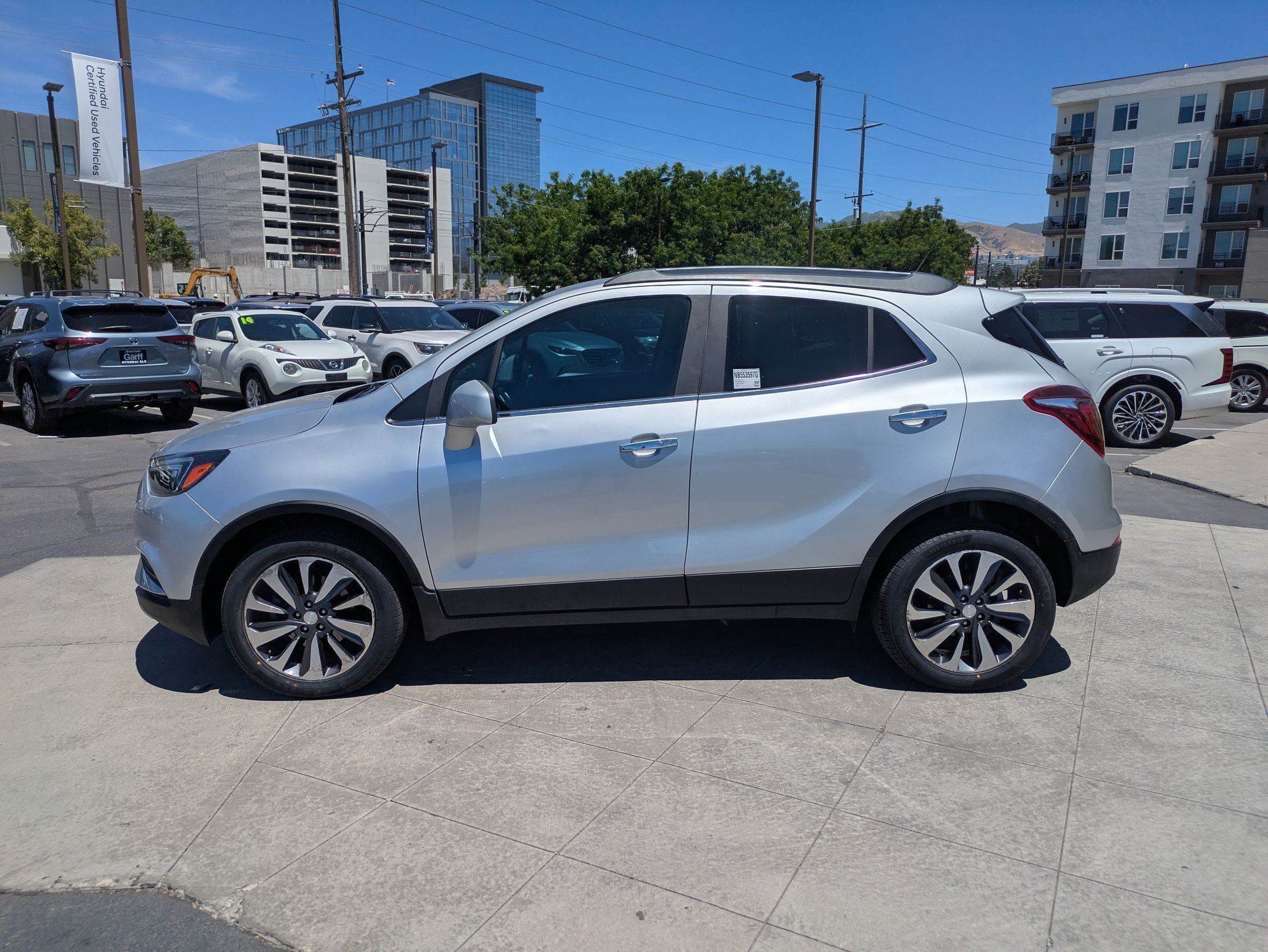 Used 2022 Buick Encore Preferred w/ Safety Package AWD/4WD image 9