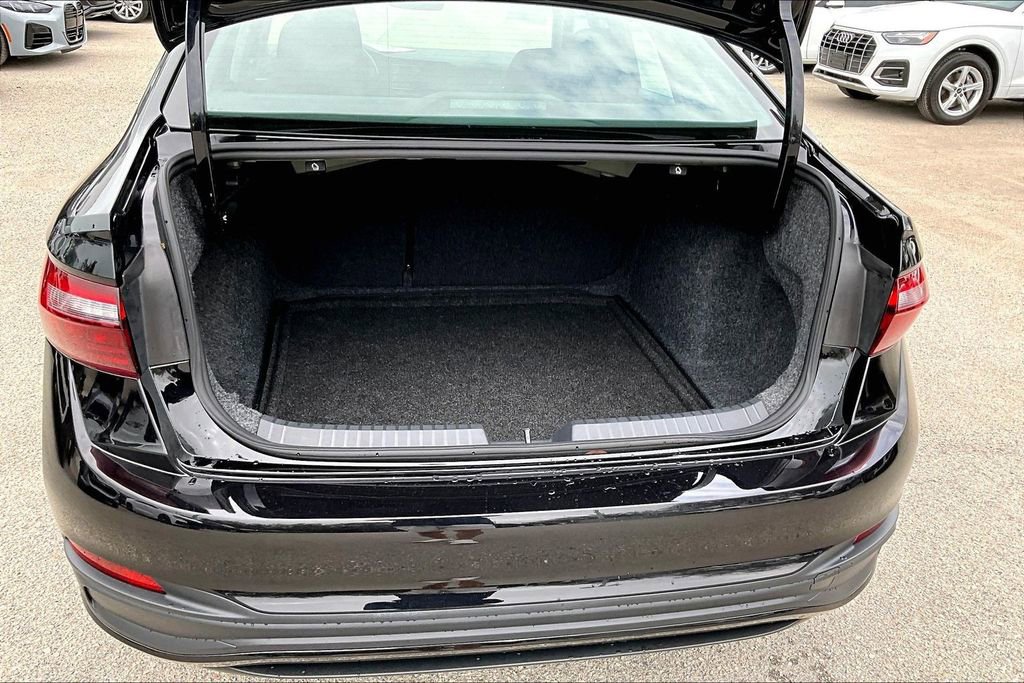 Certified 2024 Volkswagen Jetta S image 15
