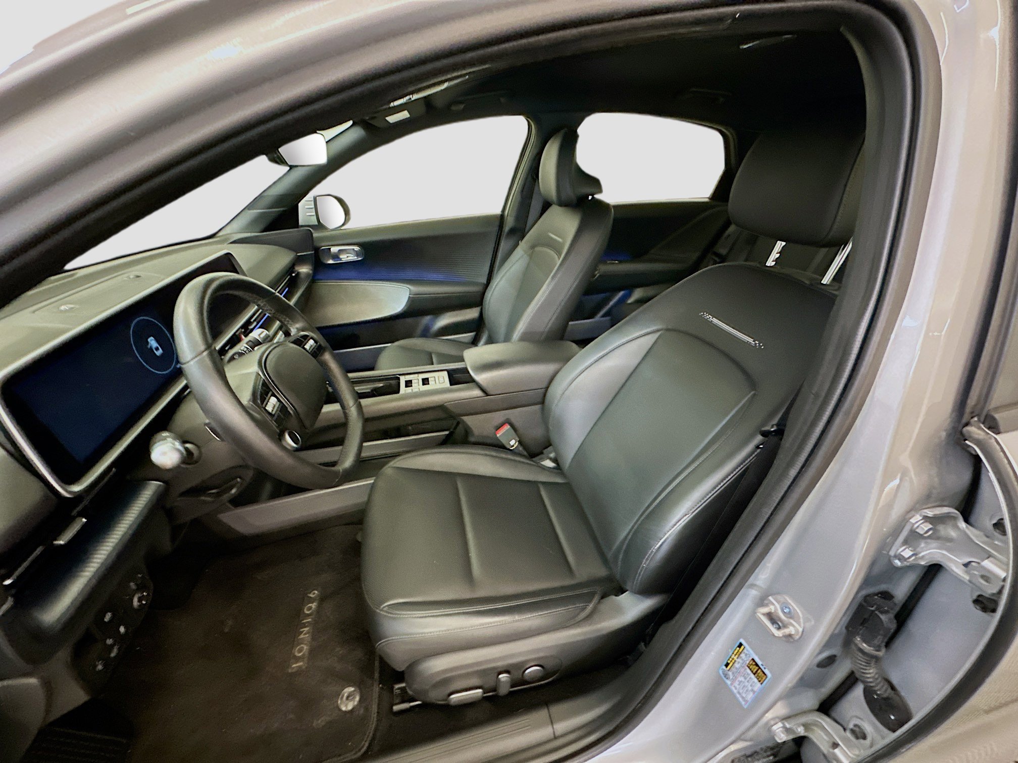 Used 2024 Hyundai Ioniq 6 SEL AWD/4WD image 13