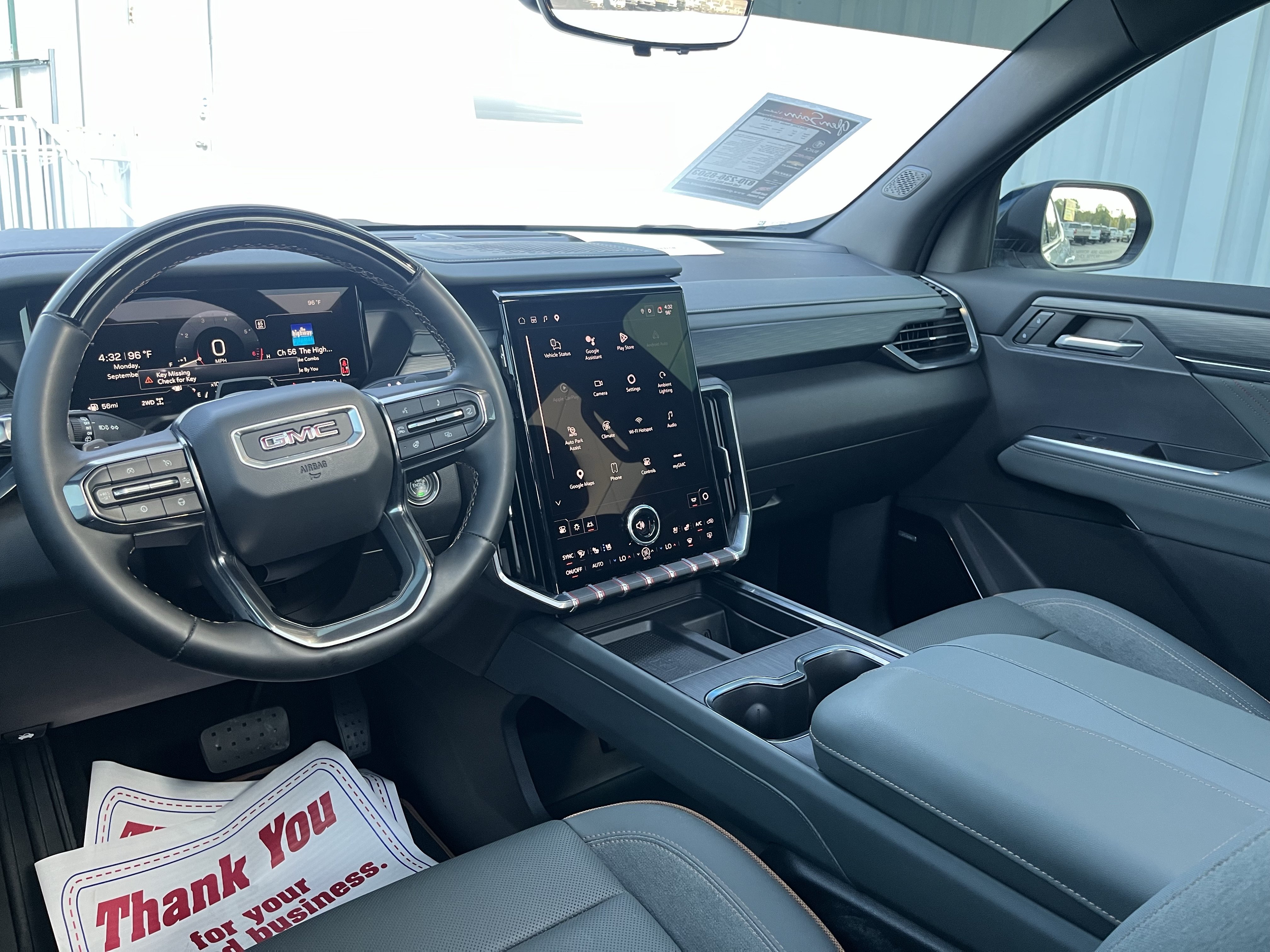 Used 2024 GMC Acadia AT4 w/ Super Cruise Package AWD/4WD image 3