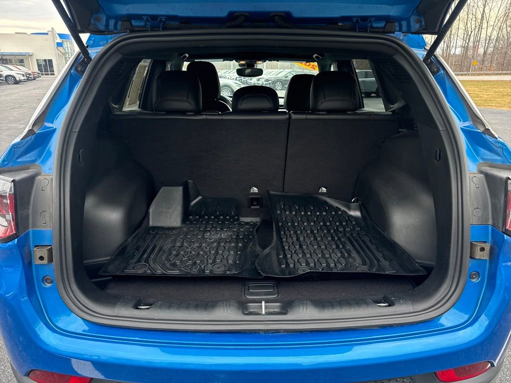 Used 2024 Jeep Compass Latitude image 31