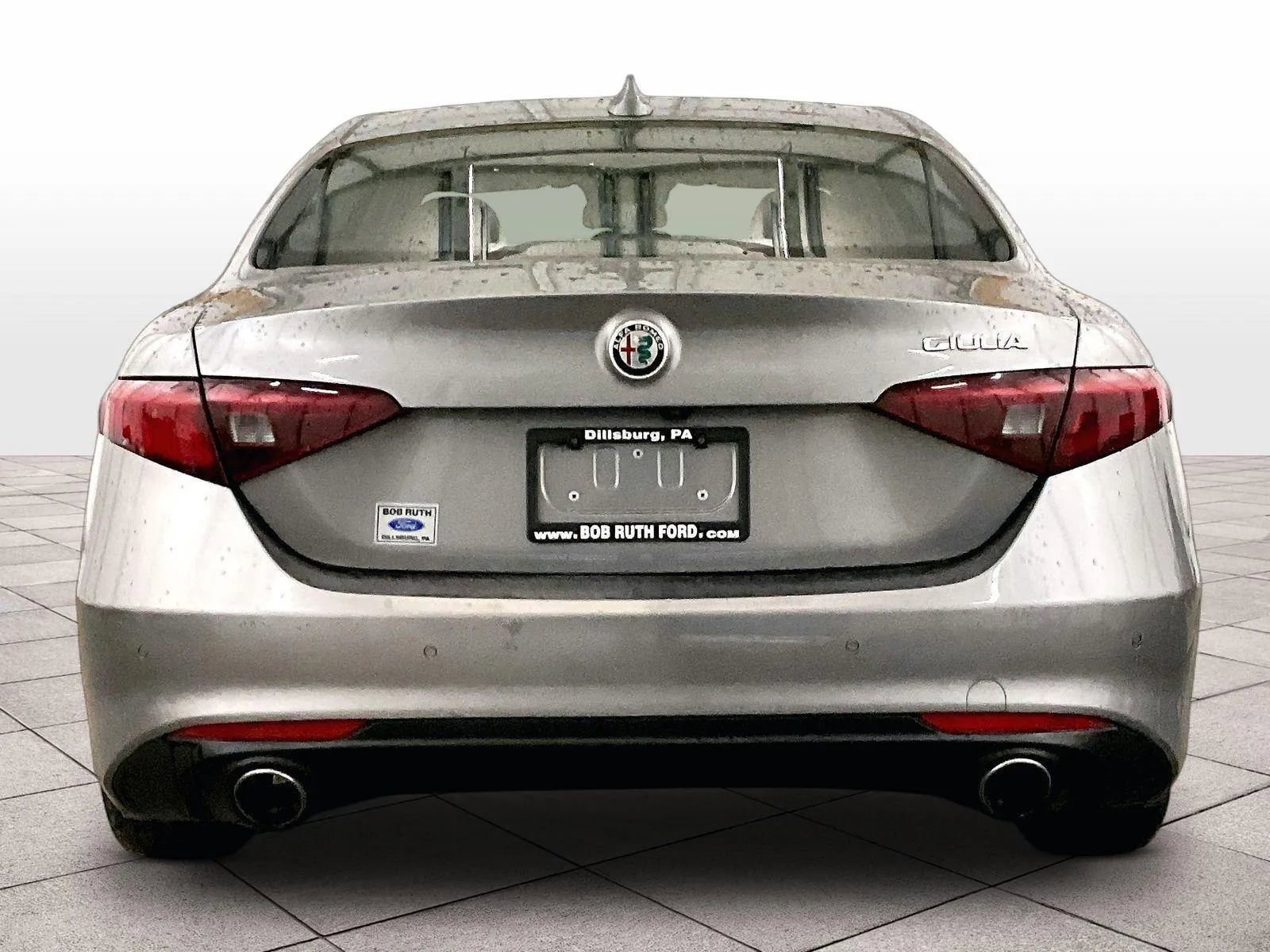 Used 2018 Alfa Romeo Giulia Ti RWD image 6