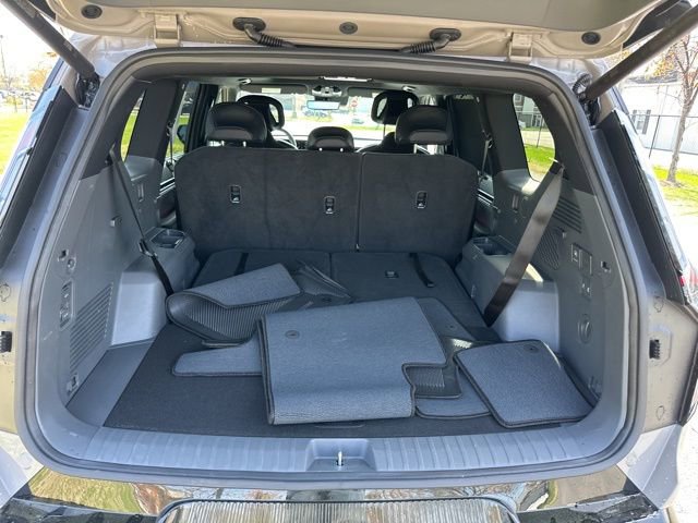 Certified 2026 Kia EV9 Land w/ Nightfall Edition Package image 19