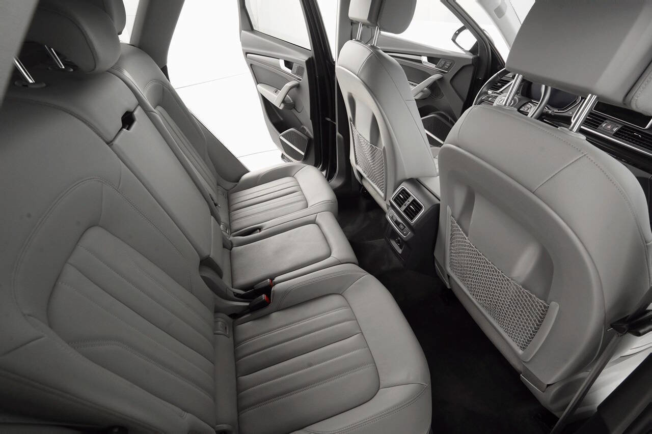 Used 2018 Audi Q5 2.0T Premium Plus image 16