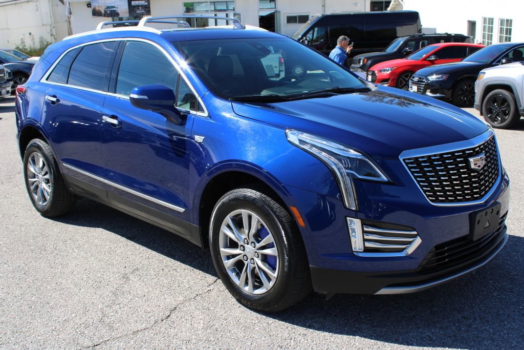 Used 2023 Cadillac XT5 Premium Luxury image 3