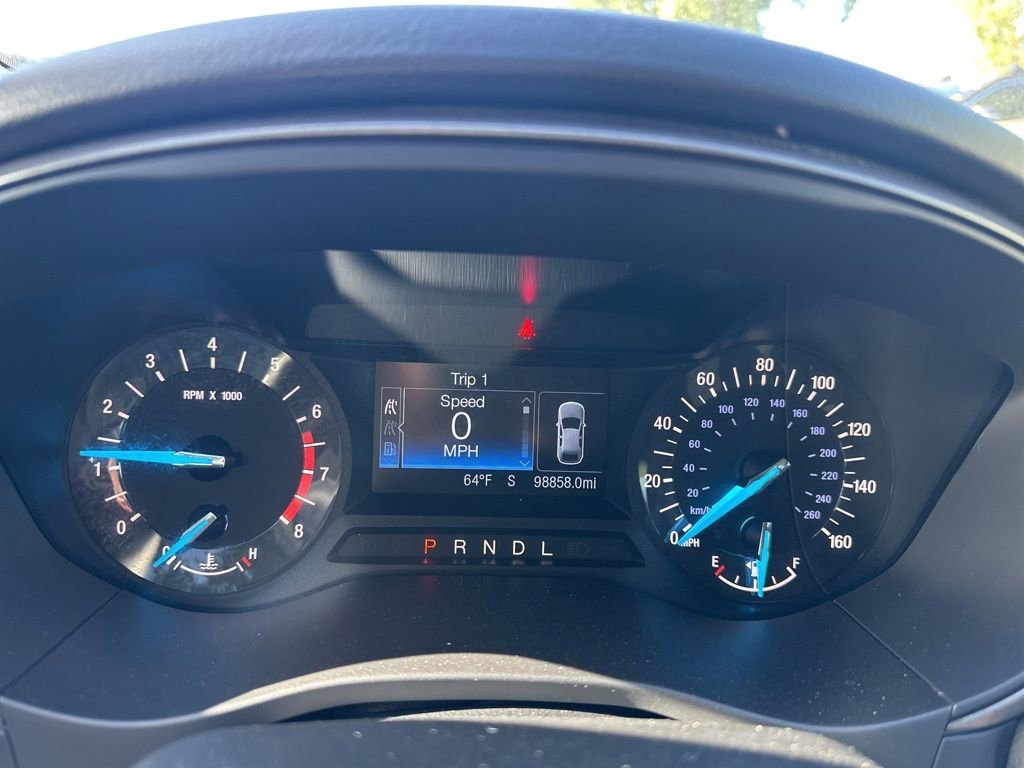 Used 2018 Ford Fusion SE FWD image 7