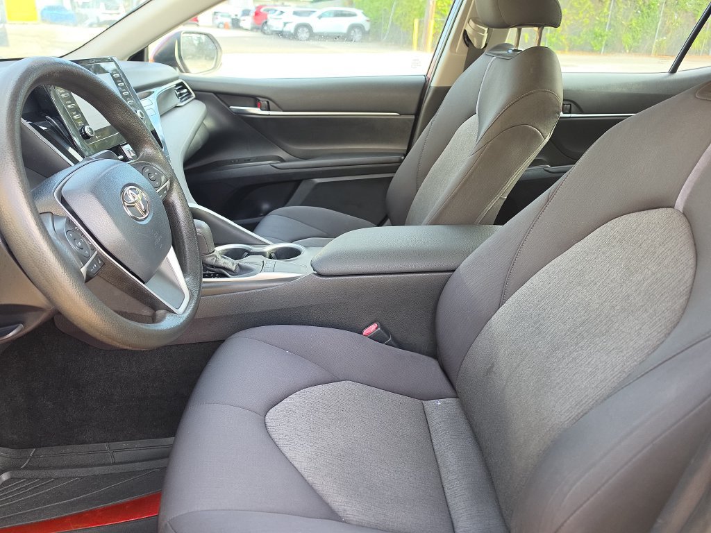 Used 2022 Toyota Camry LE FWD image 14