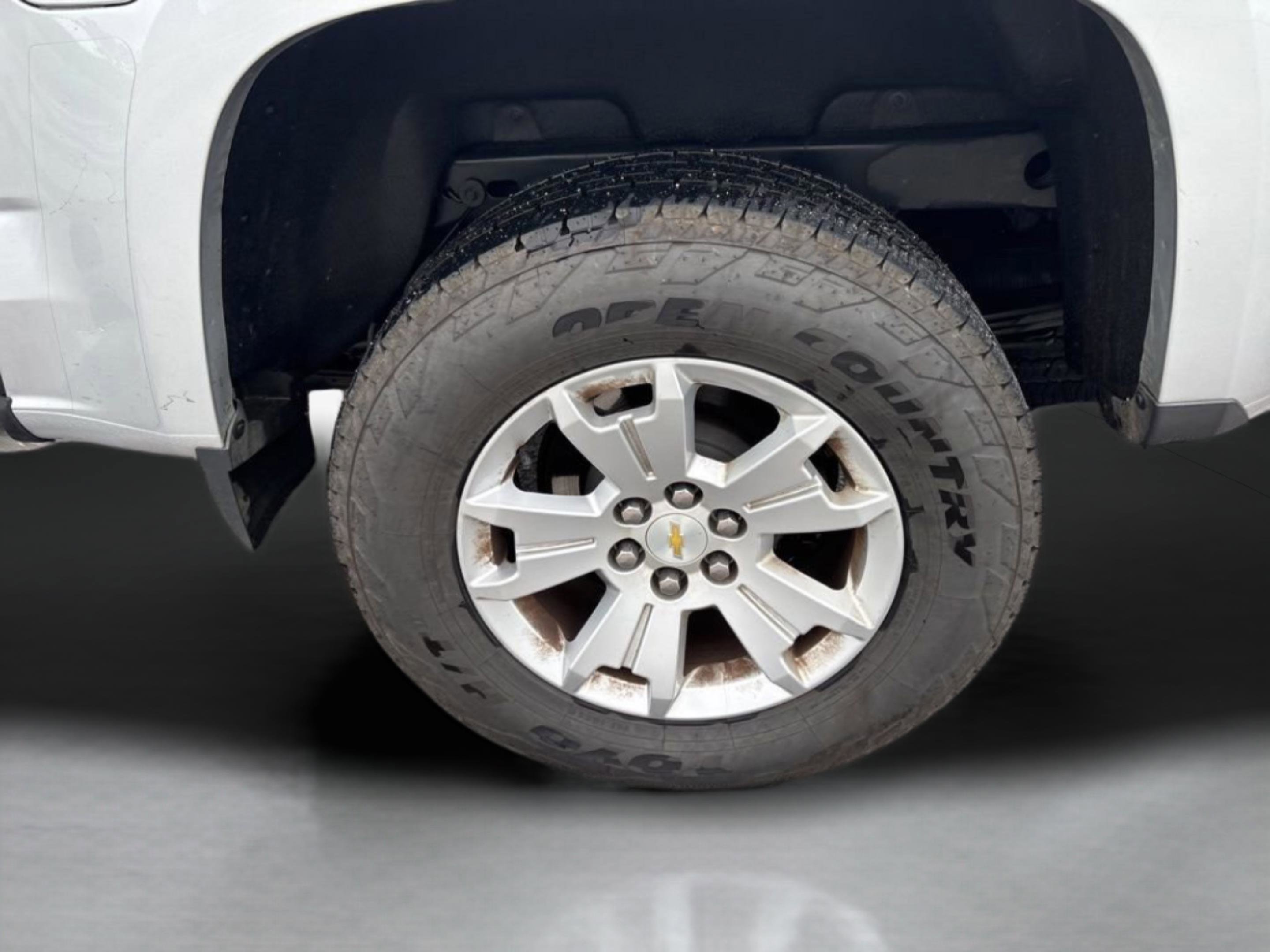 Used 2020 Chevrolet Colorado LT AWD/4WD image 45