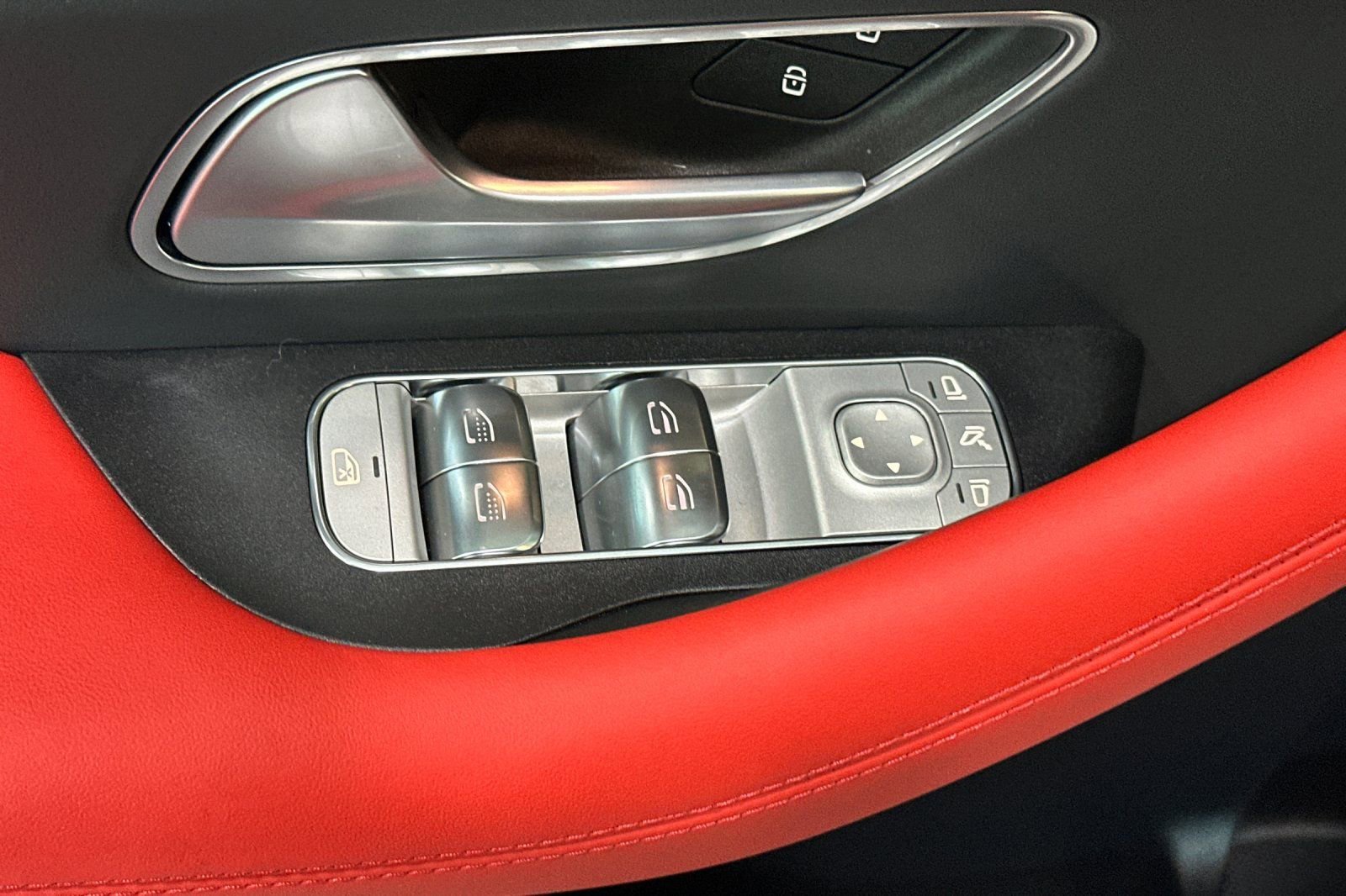 New 2025 Mercedes-Benz GLE 63 AMG S image 23