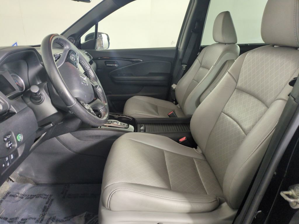 Used 2019 Honda Passport Touring image 12
